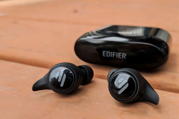 Edifier tws6 earbuds