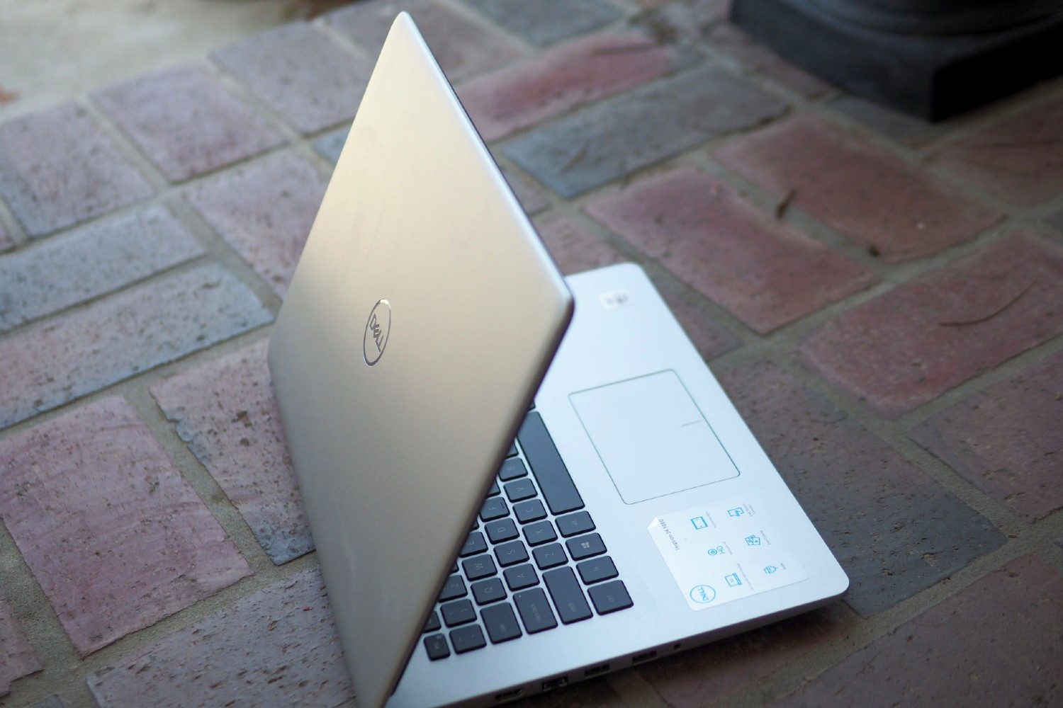 Dell Inspiron 14 5000 Review: Too Cheap to Be Good? | Digital Trends