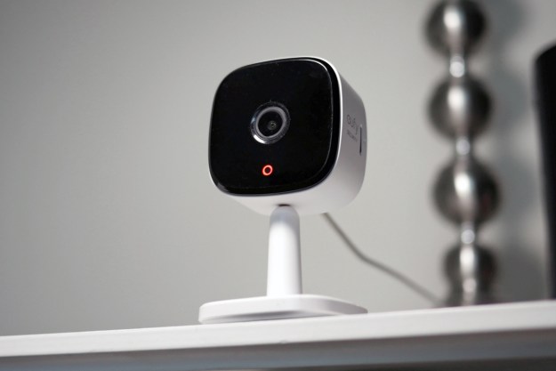 Eufy Security Indoor Cam 2K on table