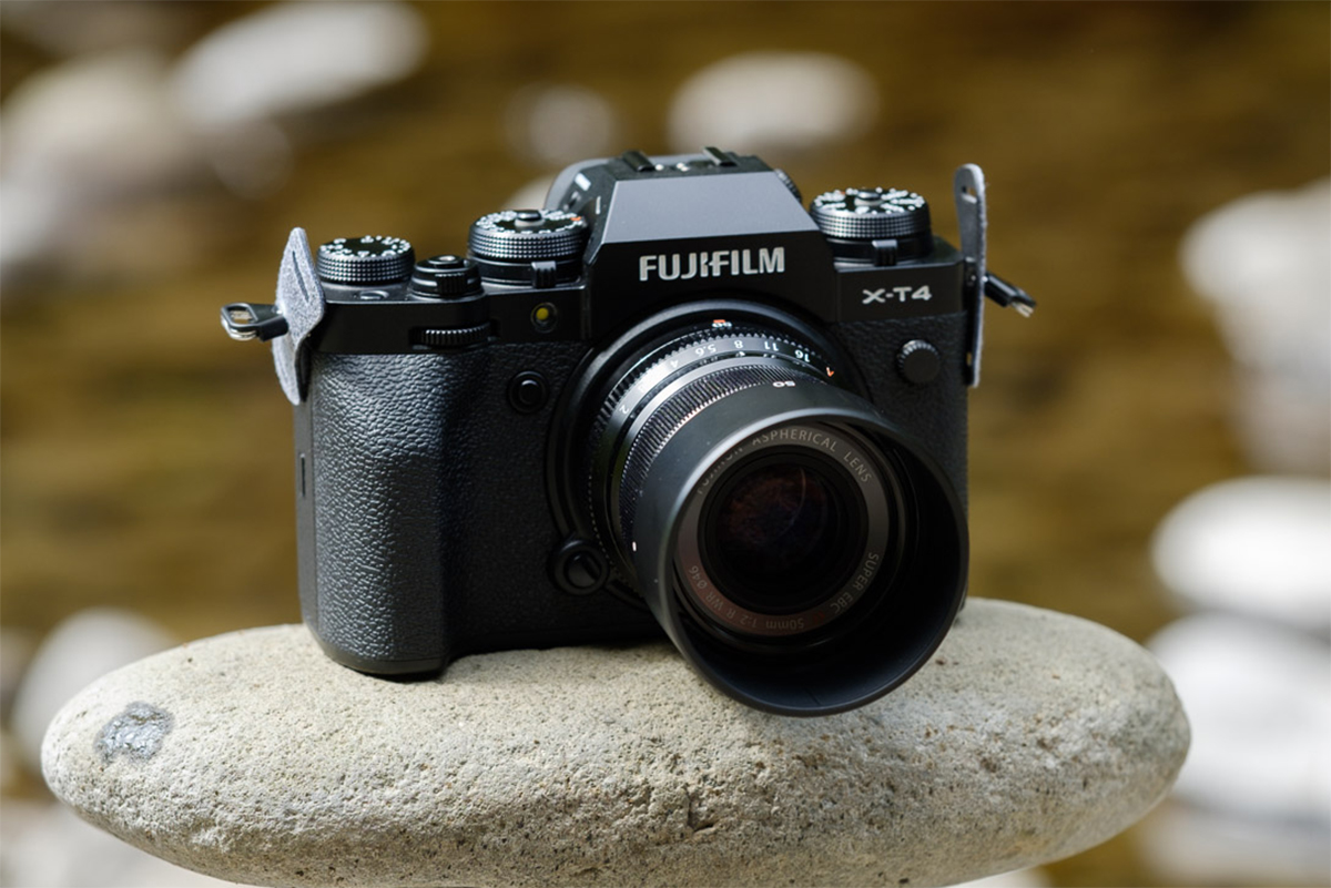 Video Review: Is the Fujifilm XT4 Your Next Camera?