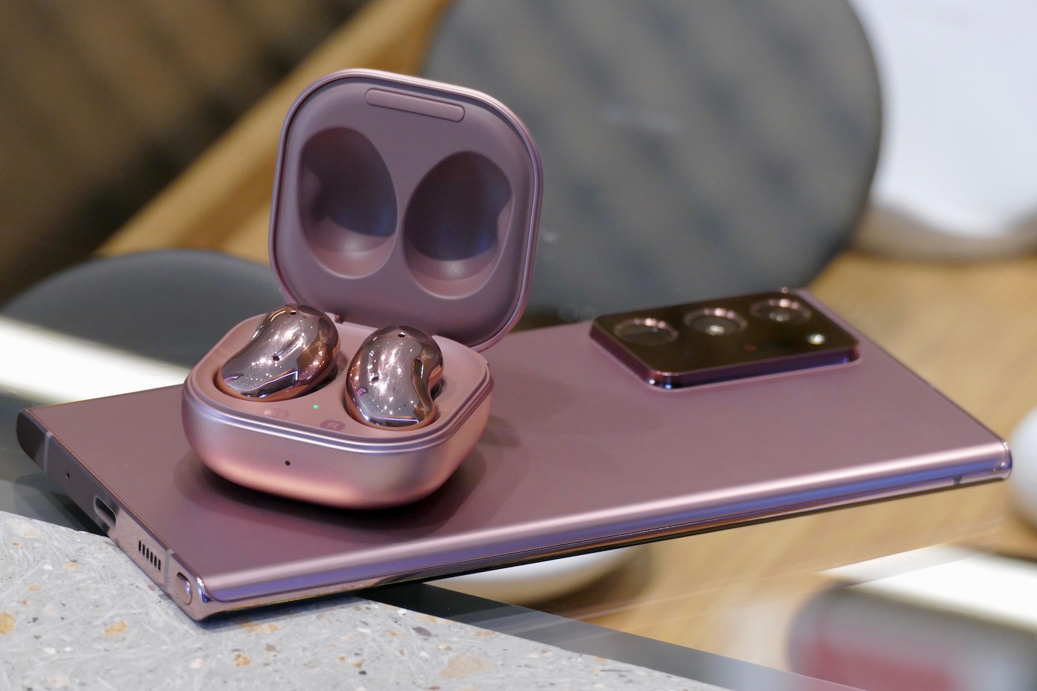 samsung galaxy buds live features price photos release date news note 20 ultra reverse charge