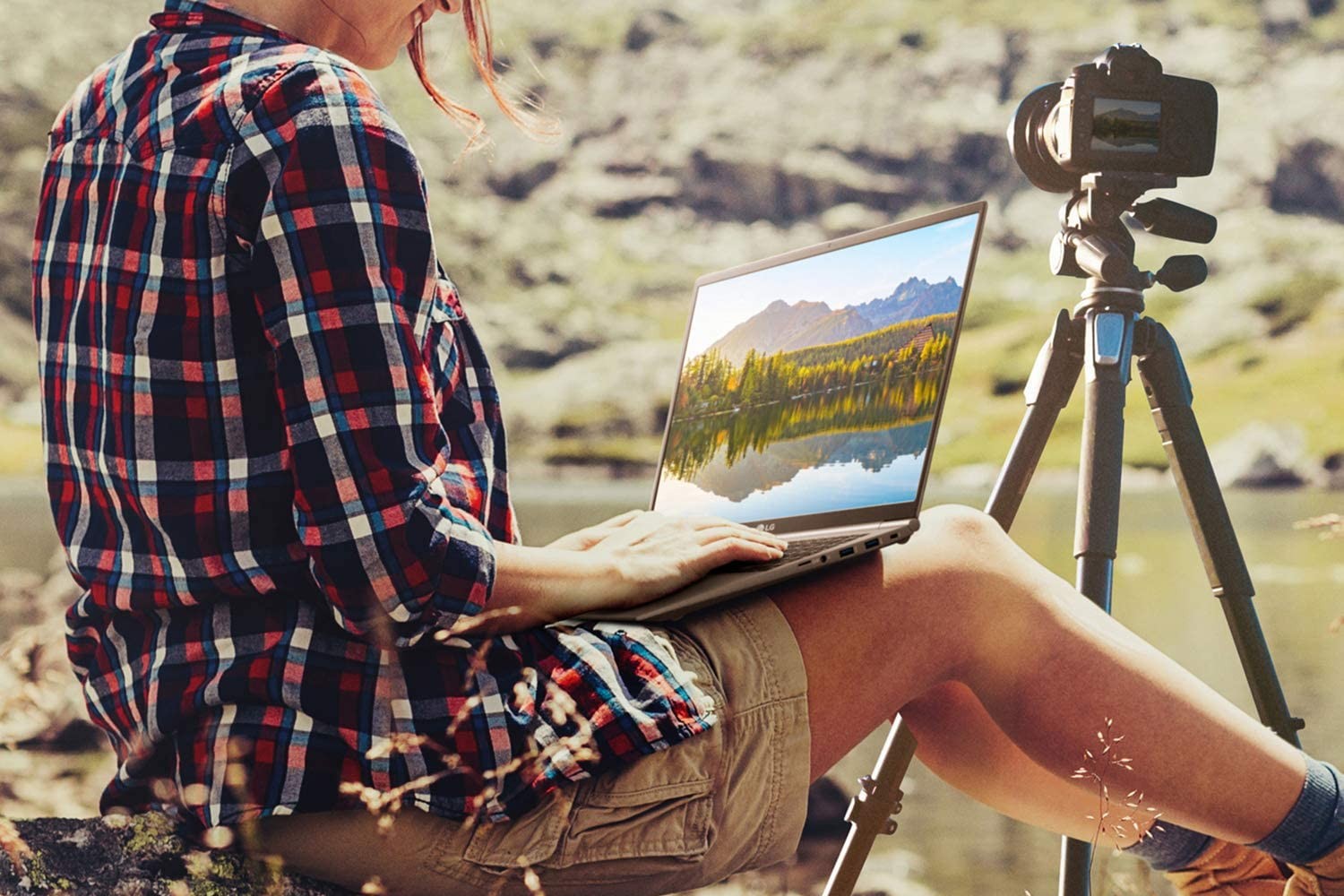 LG's ultra thin, lightweight 17-inch Gram laptop is $400 off - Vimarsana News