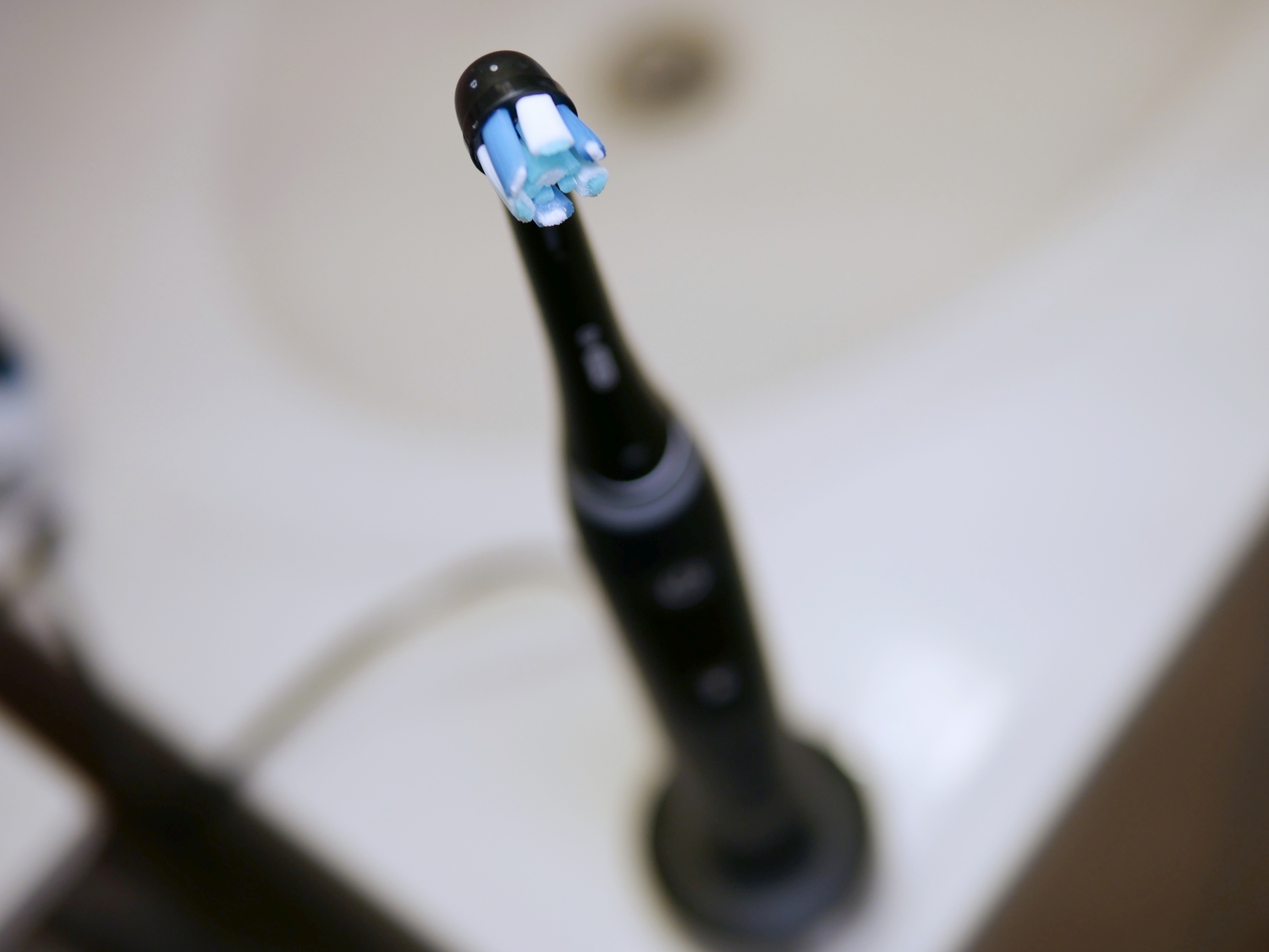 The Best October Prime Day Electric Toothbrush Deals Now - Vimarsana News