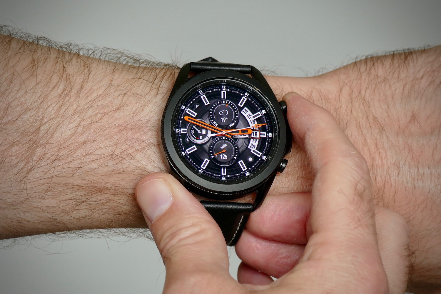 Traveling merchant Ambient Dwelling Samsung Galaxy Watch 3 Review: The Other Smartwatch to Buy | Digital Trends
