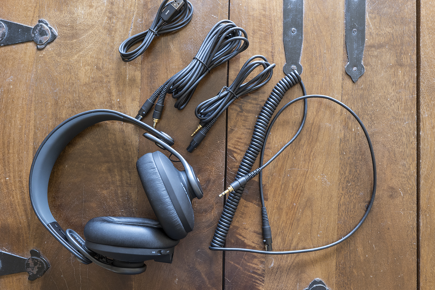 How to Connect Headphones to a TV | Digital Trends