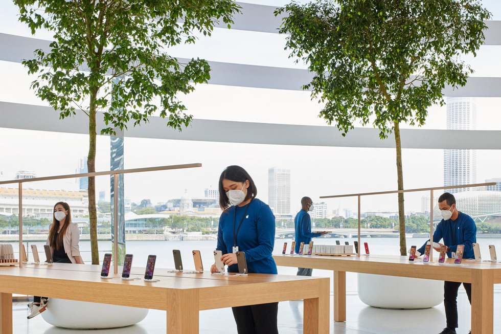check out the stunning design of apples newest retail store apple  singapore 2
