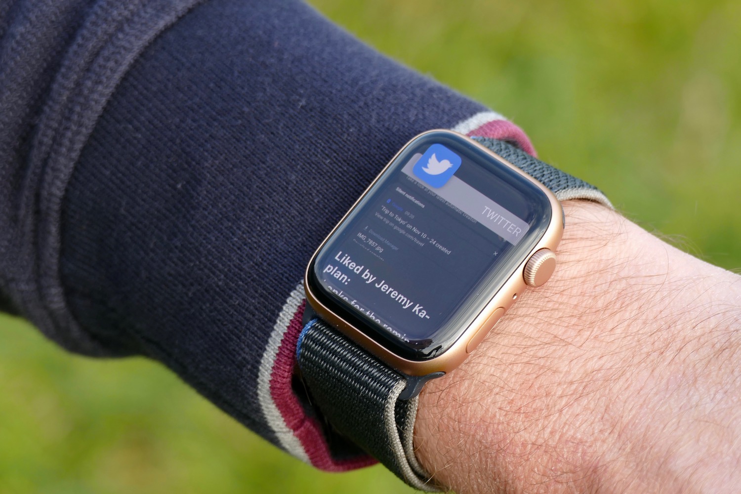 apple watch se review notification