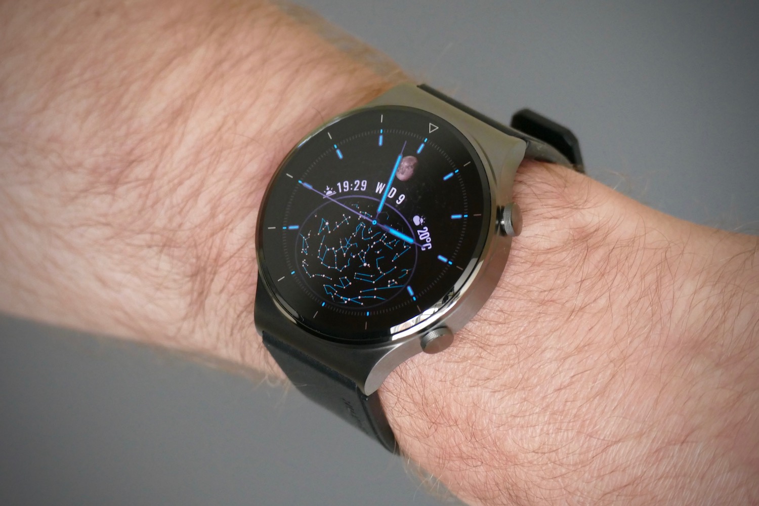 Huawei Watch GT2 Pro Hands-on Review: Upscale Fitness Watch