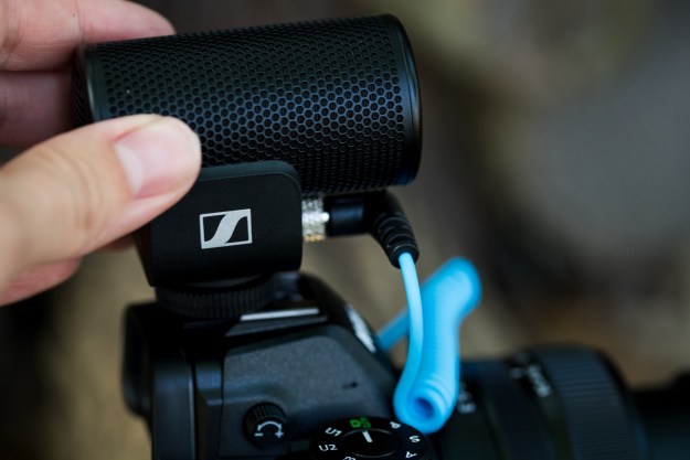 Sennheiser MKE 200 Review: An Almost Idiot-Proof Rookie Mic | Digital Trends