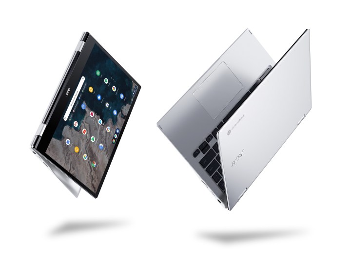 Due Chromebook Acer Spin 513 uno accanto all'altro ad angolo laterale per sembrare attraenti.