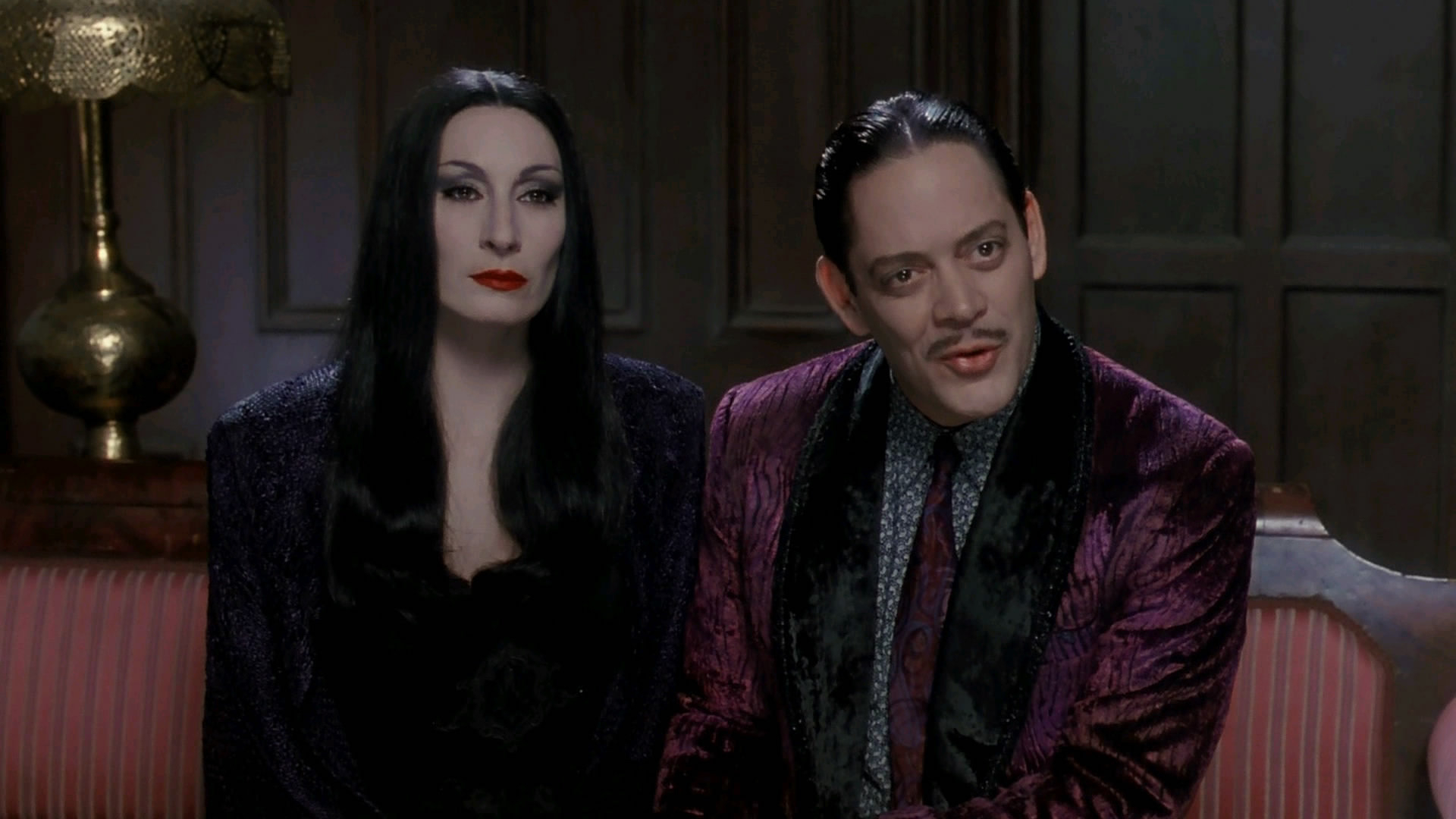 Anjelica Huston and Raul Julia in The Addams Family.