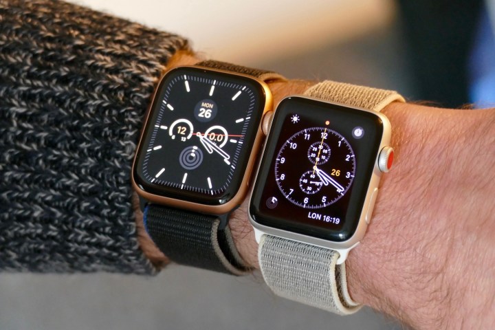 apple watch se and series 3 wrist face - Quale Apple Watch dovresti acquistare il Prime Day 2022?