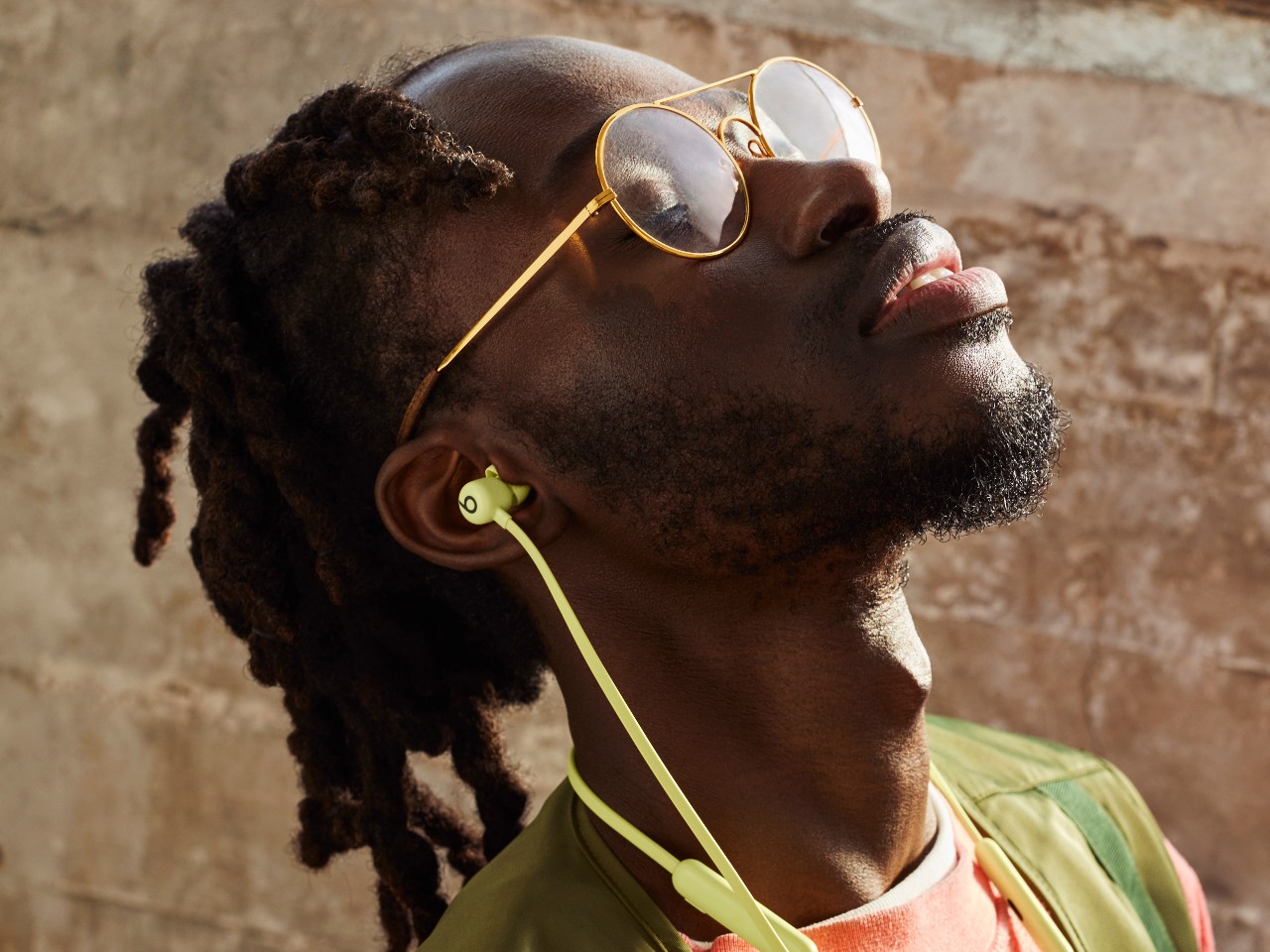 Wireless earbuds deal: Get the Beats Flex for $49 at Walmart - Vimarsana News
