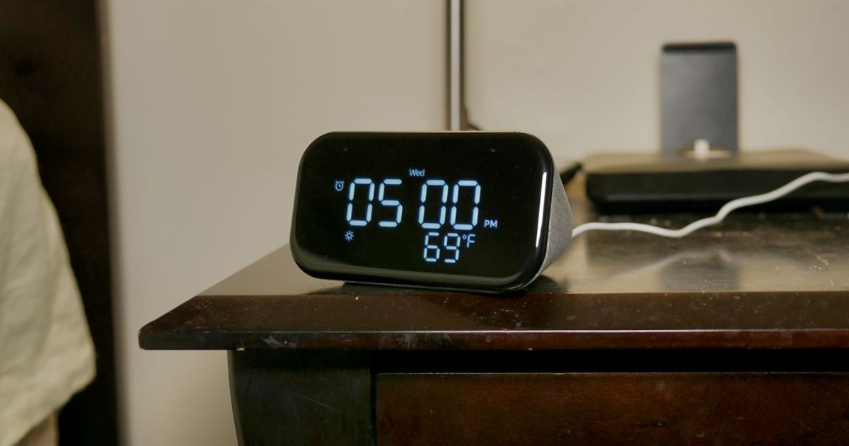 Lenovo Smart Clock Essential con Alexa (2° Generación) - Bit Store