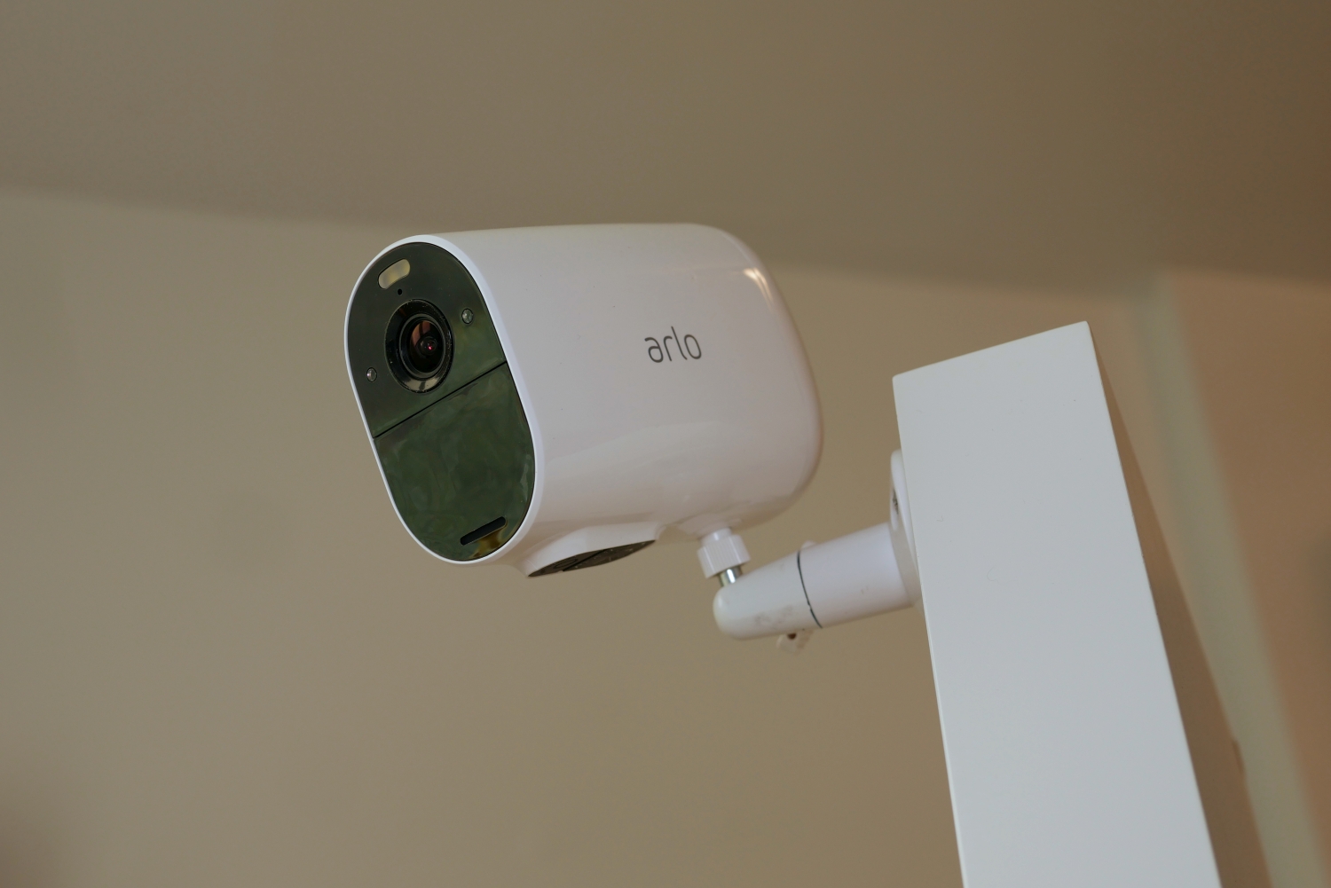 Arlo Essential Spotlight Security Camera Review: Better Than Basic