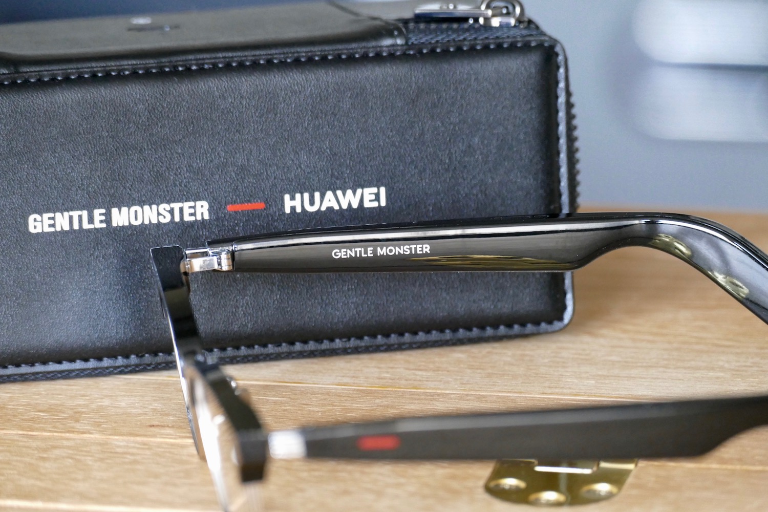 huawei gentle monster eyewear 2 hands on features price photos release date inside arm