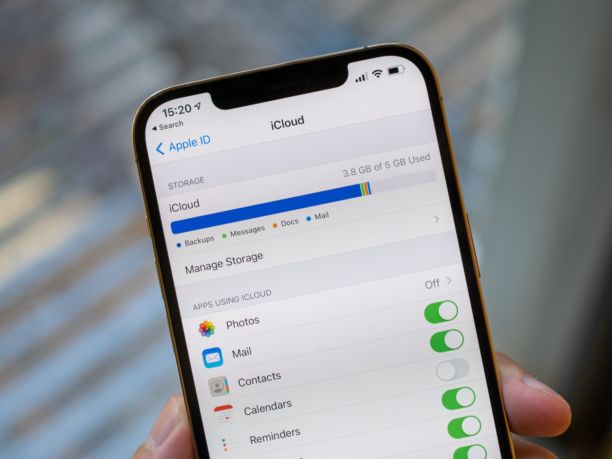  Apples 5GB of free iCloud storage is pitiful, but you should still happily pay for more