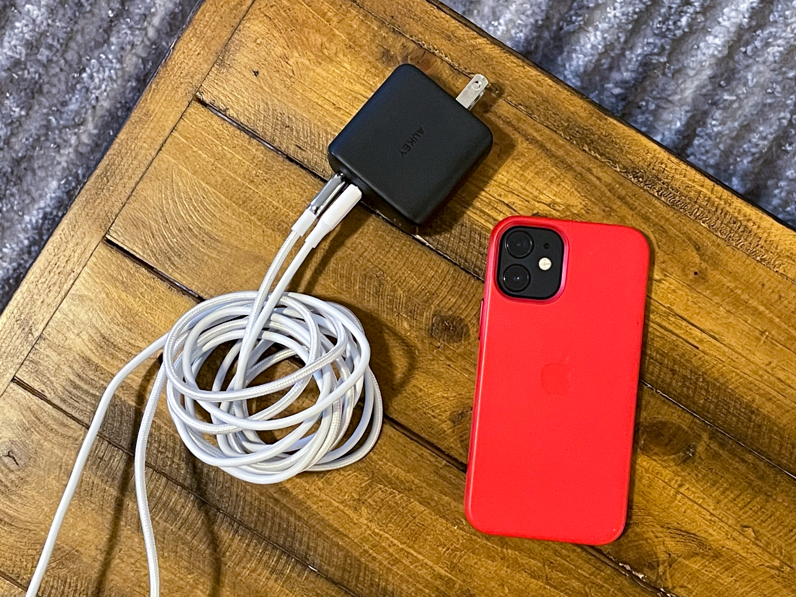 Here's how you can easily fast charge your iPhone