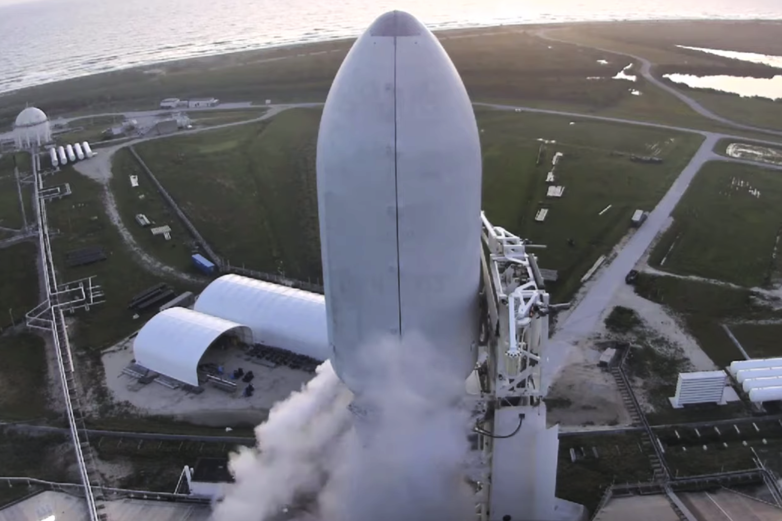 How to watch SpaceX’s nighttime Starlink launch tonight