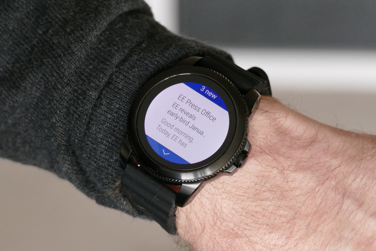 fossil gen 5e review outlook notifications