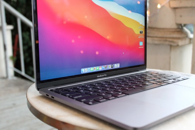 Pakistan grænse Tåget Apple MacBook Pro 13-inch M1 Review: The iPhone of Laptops | Digital Trends