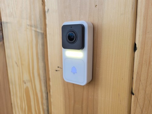 wyze video doorbell review light on