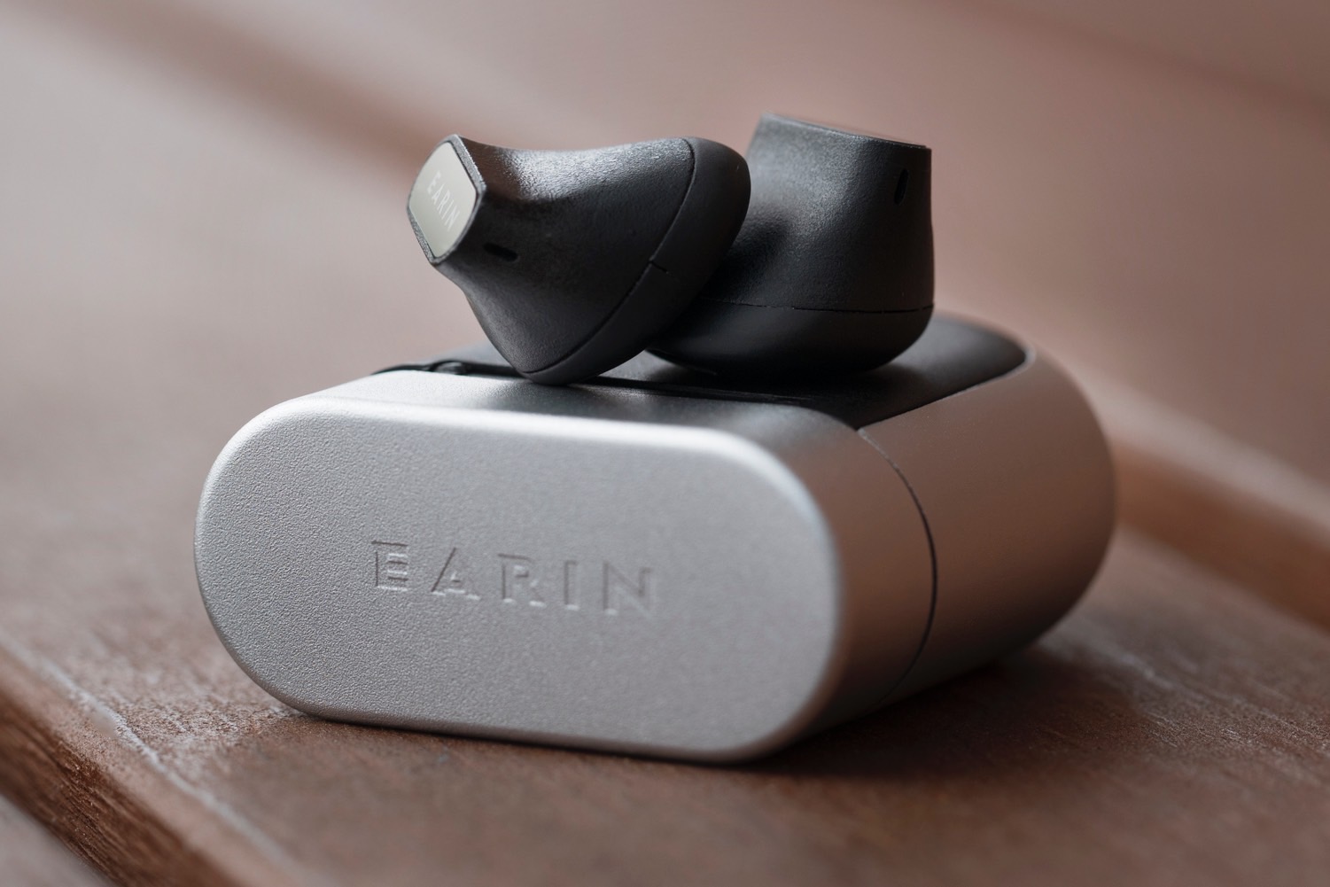 Earin A-3 true wireless earbuds