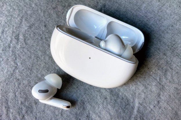 Tectonic guitar tilskuer Oppo Enco X Review: Android-Friendly AirPods Pro Killers | Digital Trends