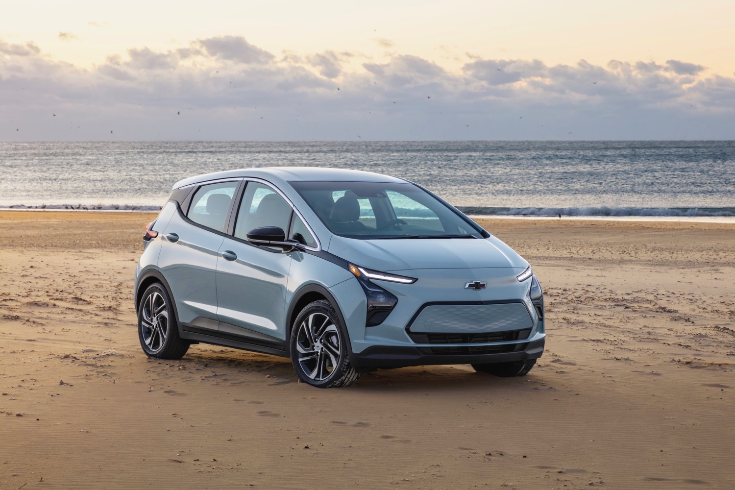 Chevrolet Bolt EV vs EUV: Is bigger better? - Vimarsana News