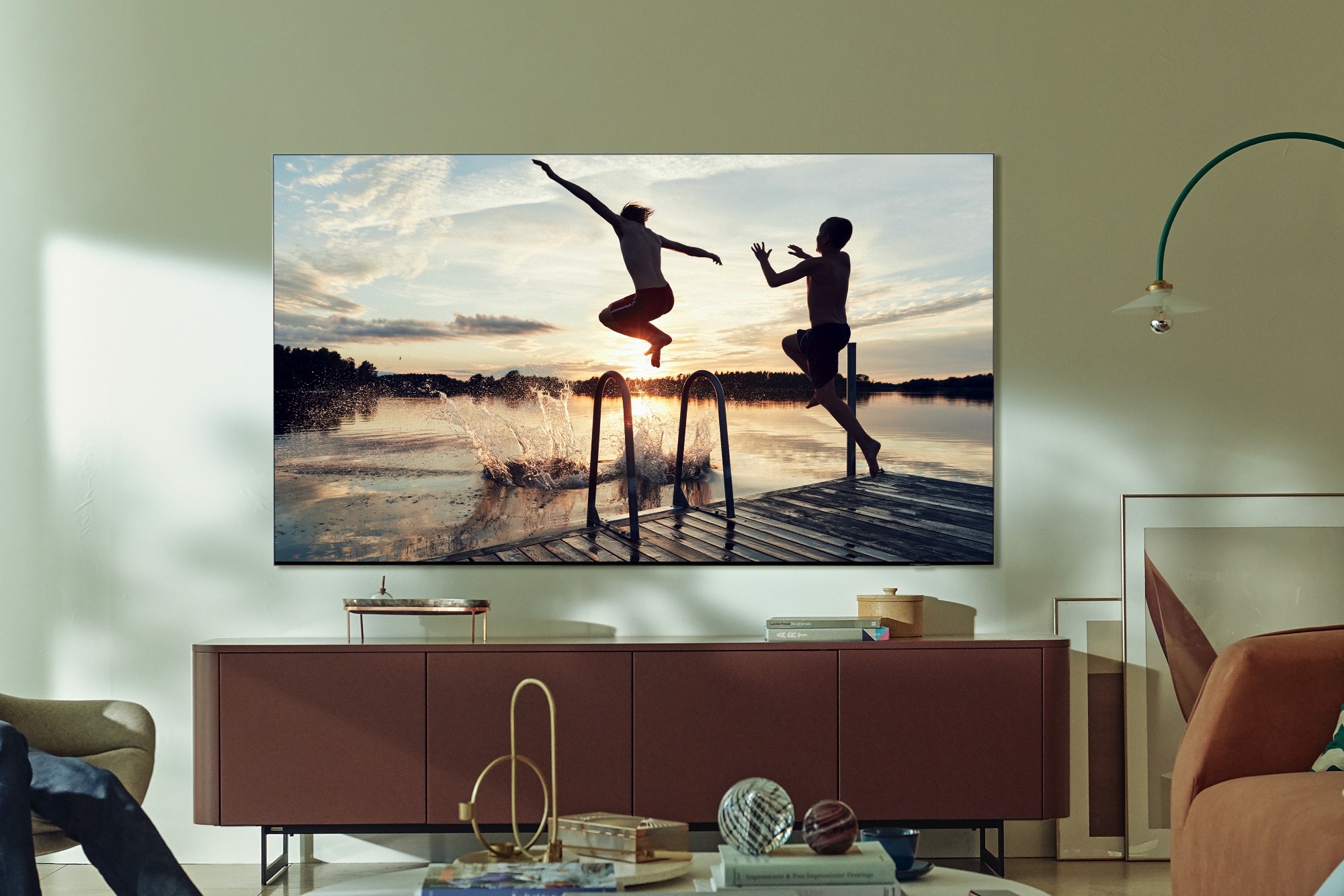 Телевизор qled 85. В телевизорах Samsung Neo QLED 2021 года.