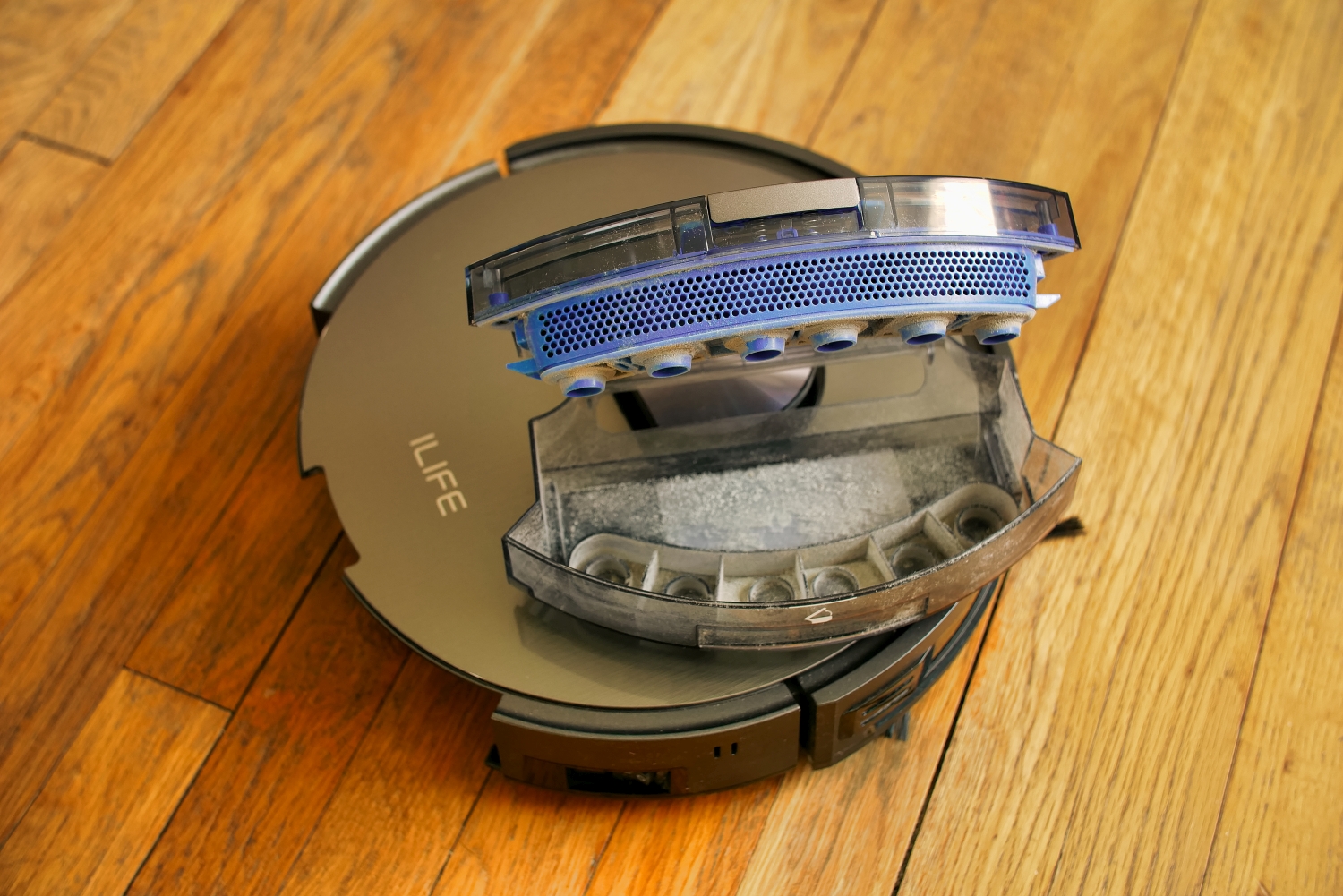 iLife A10 Robot Vacuum Review: Still 