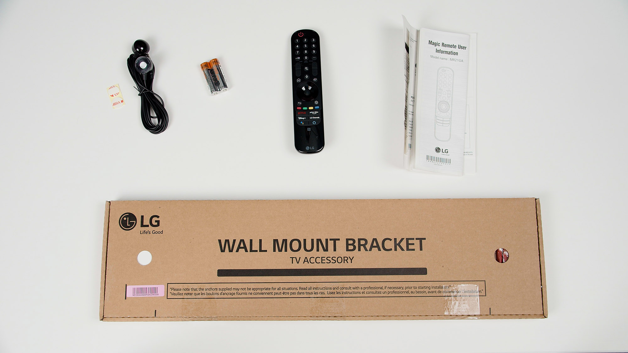 LG G1 Gallery Series OLED TV Out of the Box