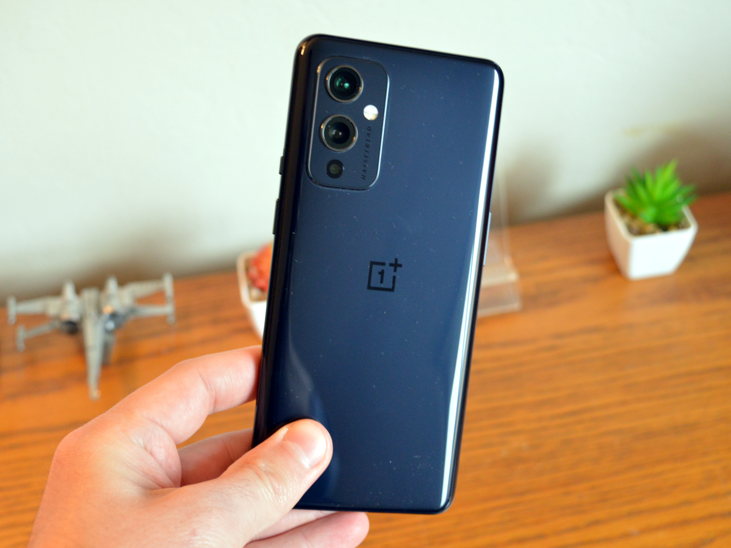 Here's Our First Look at the OnePlus 9 In Person