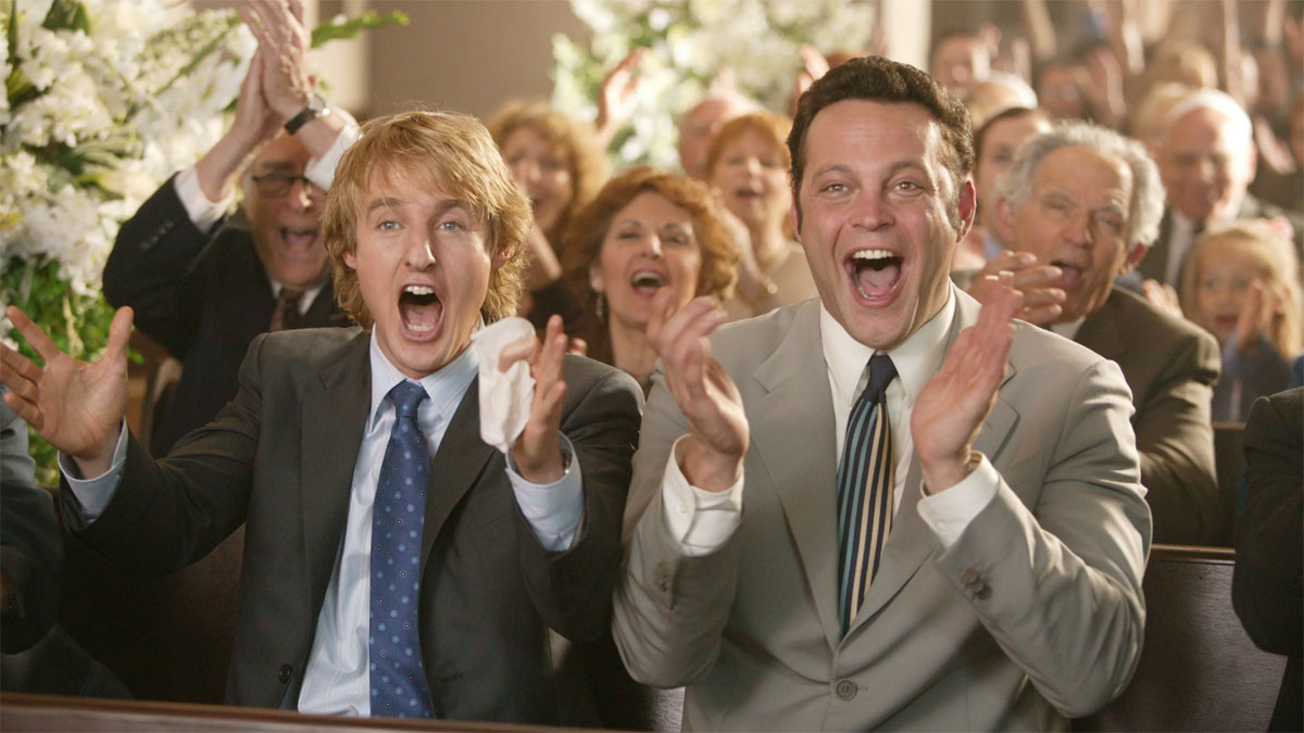 Owen Wilson e Vince Vaughn em uma festa de casamento em Wedding Crashers.