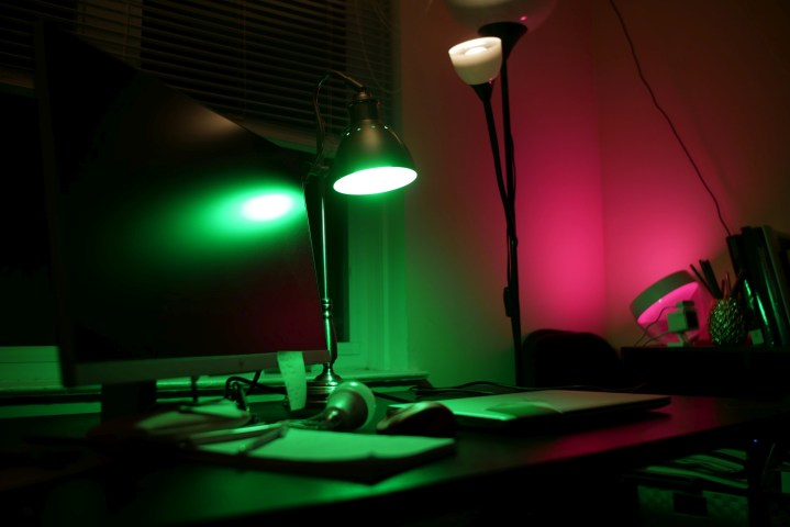 Wyze Bulb Color in lamp green