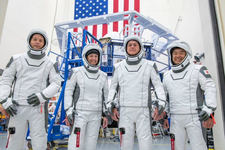 The crew for the second long-duration SpaceX Crew Dragon mission to the International Space Station, NASA’s SpaceX Crew-2, are pictured during a training session at the SpaceX training facility in Hawthorne, California. From left are, Mission Specialist Thomas Pesquet of the (ESA (European Space Agency); Pilot Megan McArthur of NASA; Commander Shane Kimbrough of NASA; and Mission Specialist Akihiko Hoshide of the Japan Aerospace Exploration Agency.