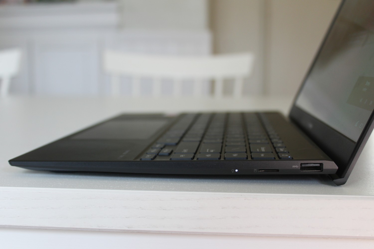 Review: Asus ZenBook 13 OLED UM325S - Laptop - HEXUS.net