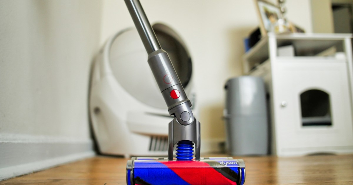 Dyson v6 Absolute review: Dyson's high-priced stick vac only has