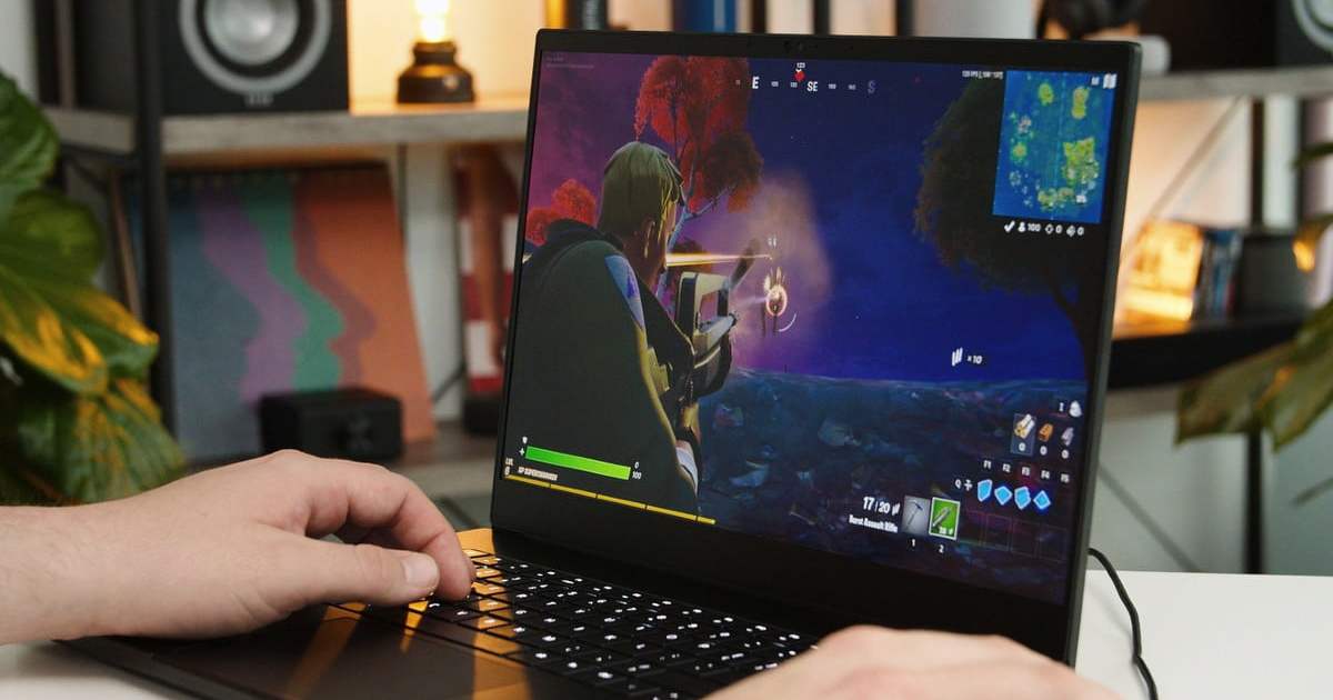 Razer Blade 15 gaming laptop computer with an RTX 3070 Ti is $1,000 off