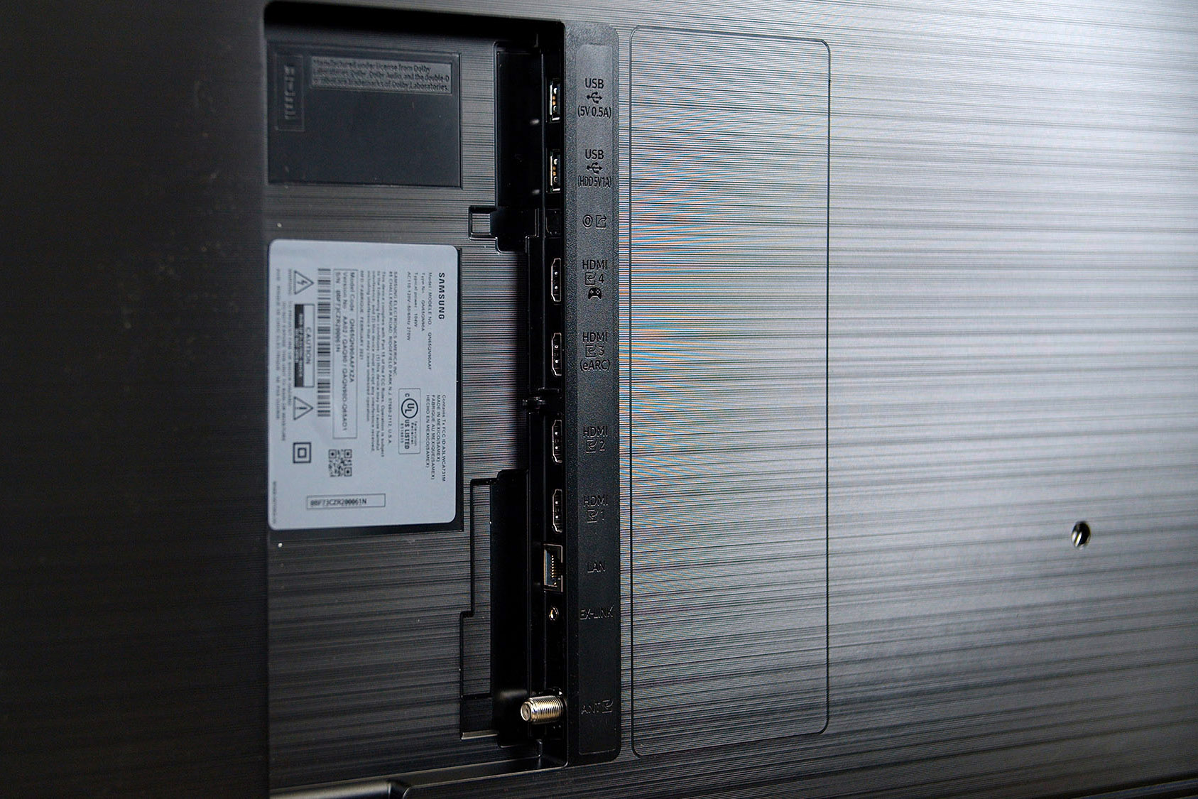 Samsung QN90A TV ports