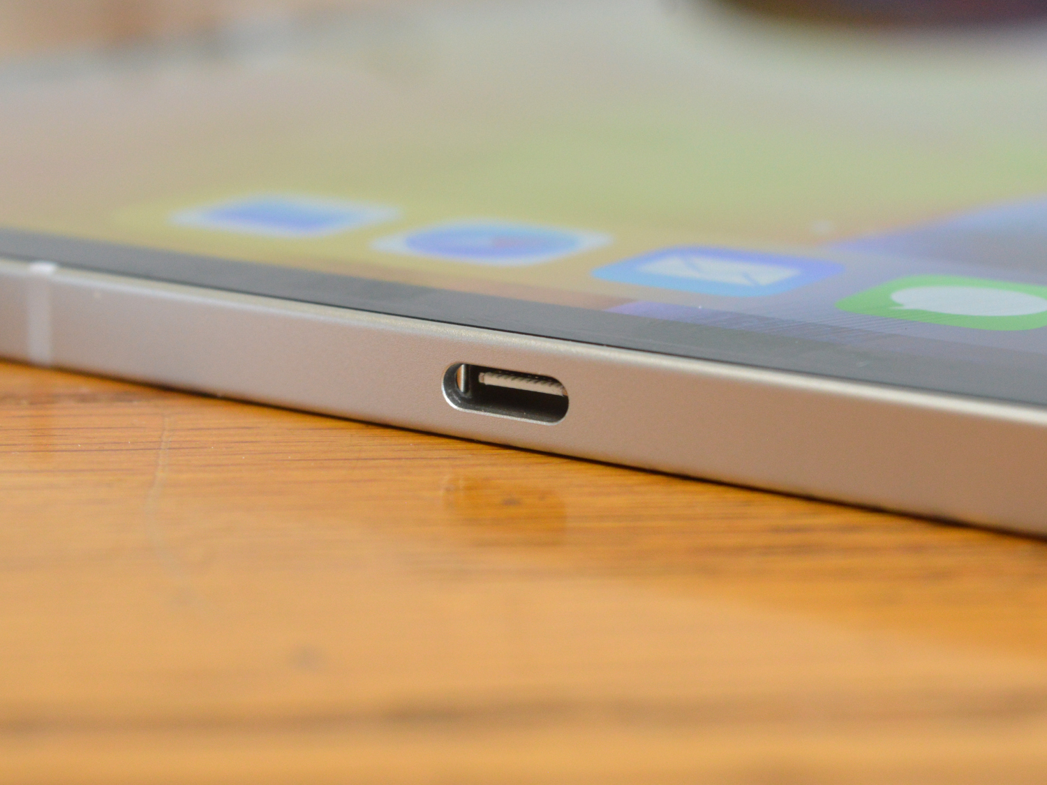 Apple iPad Pro charging port.