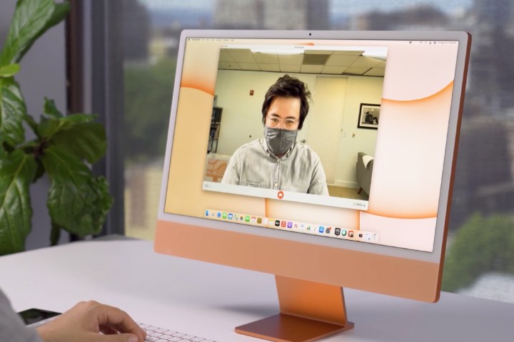 A webcam no iMac de 24 polegadas foi muito melhorada.