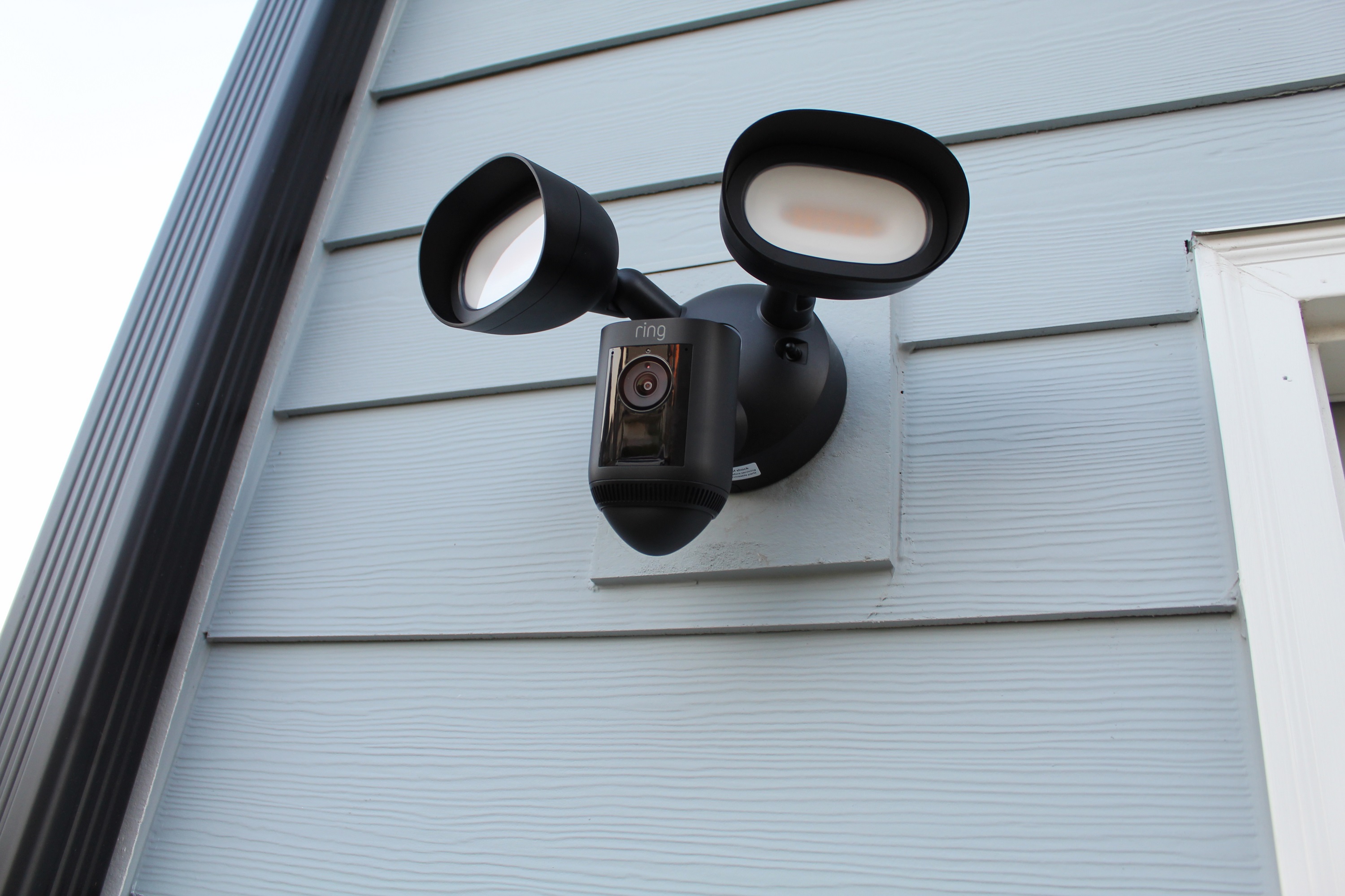 Ring Floodlight Cam Wired Pro Review: More Bird's-Eye View
