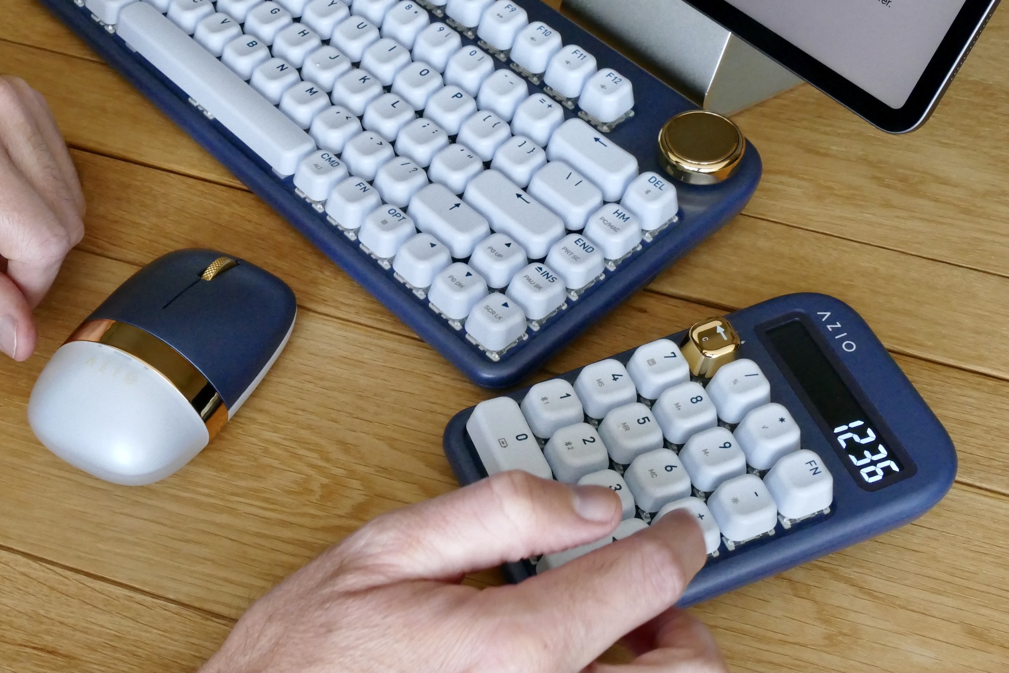 azio izo collection bluetooth keyboard hands on features price photos release date