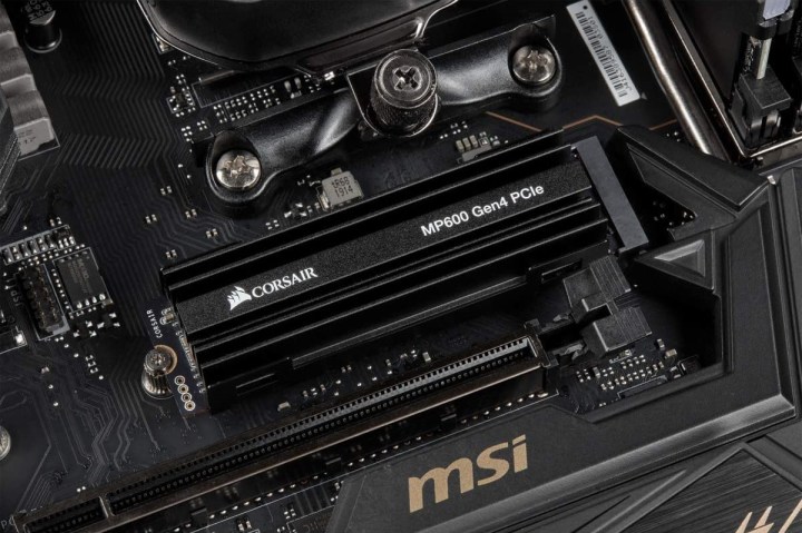 Corsair Force MP600 1TB SSD in Motherboard