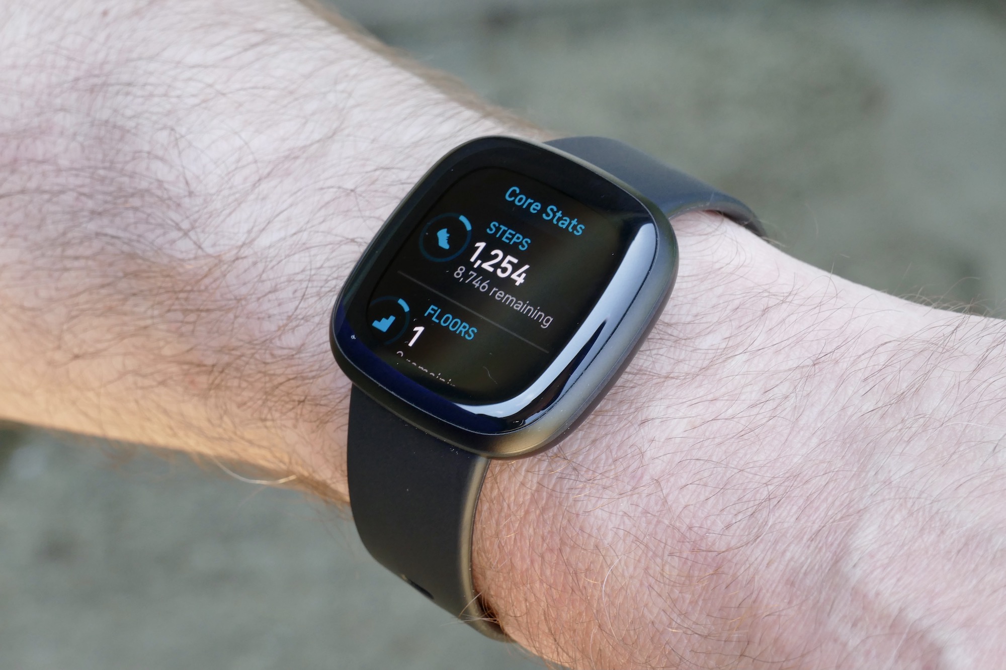 Fitbit Versa 3 Review – New Health Features Impress