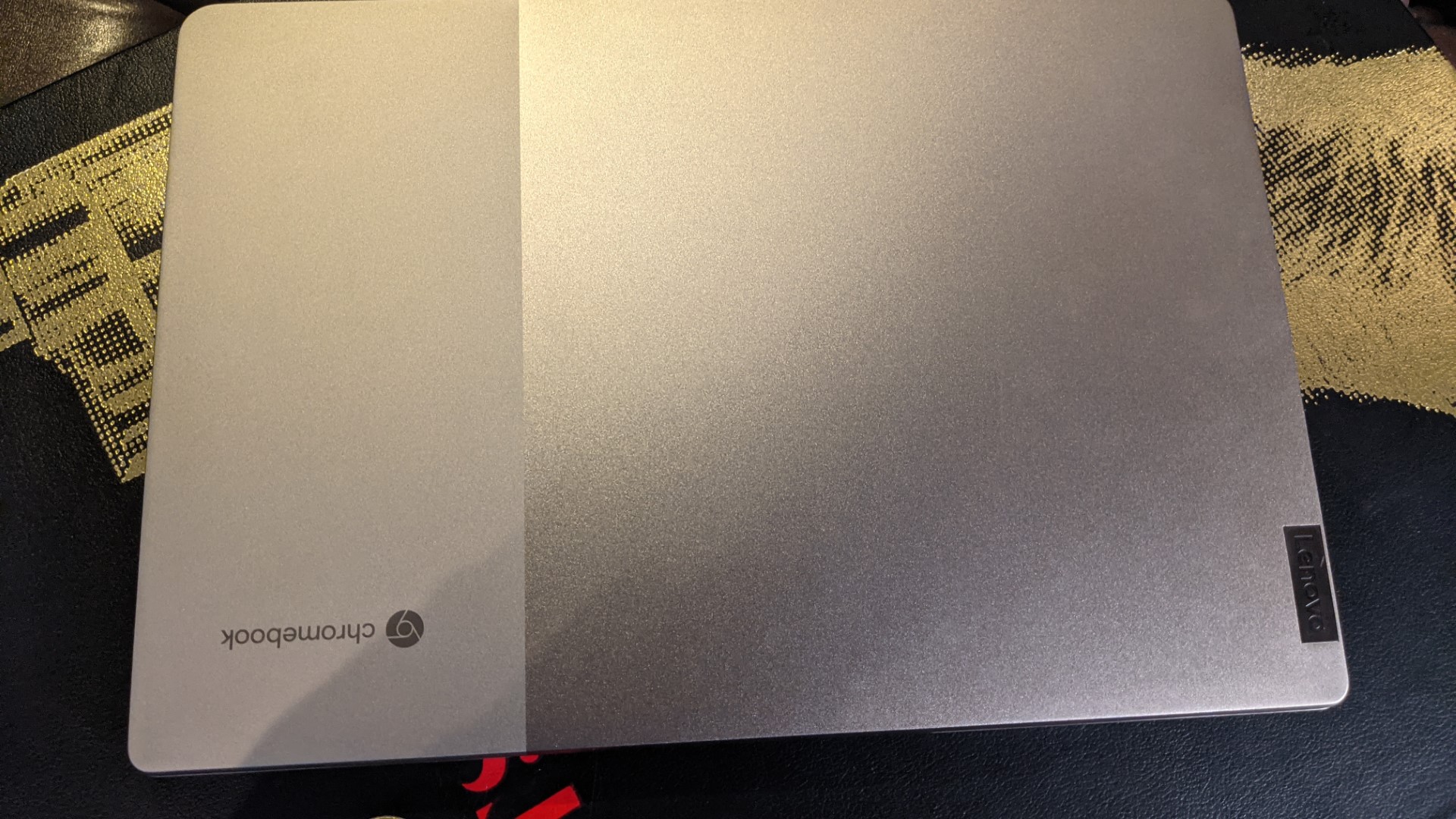 The dual-tone silver brushed finish on a Lenovo Chromebook