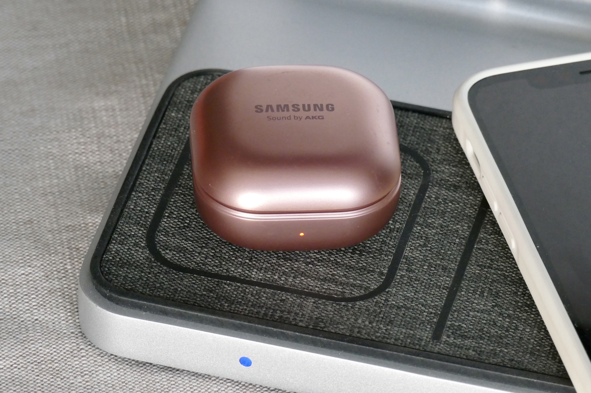 Samsung Galaxy Buds Live charging on the Kensington StudioDock.