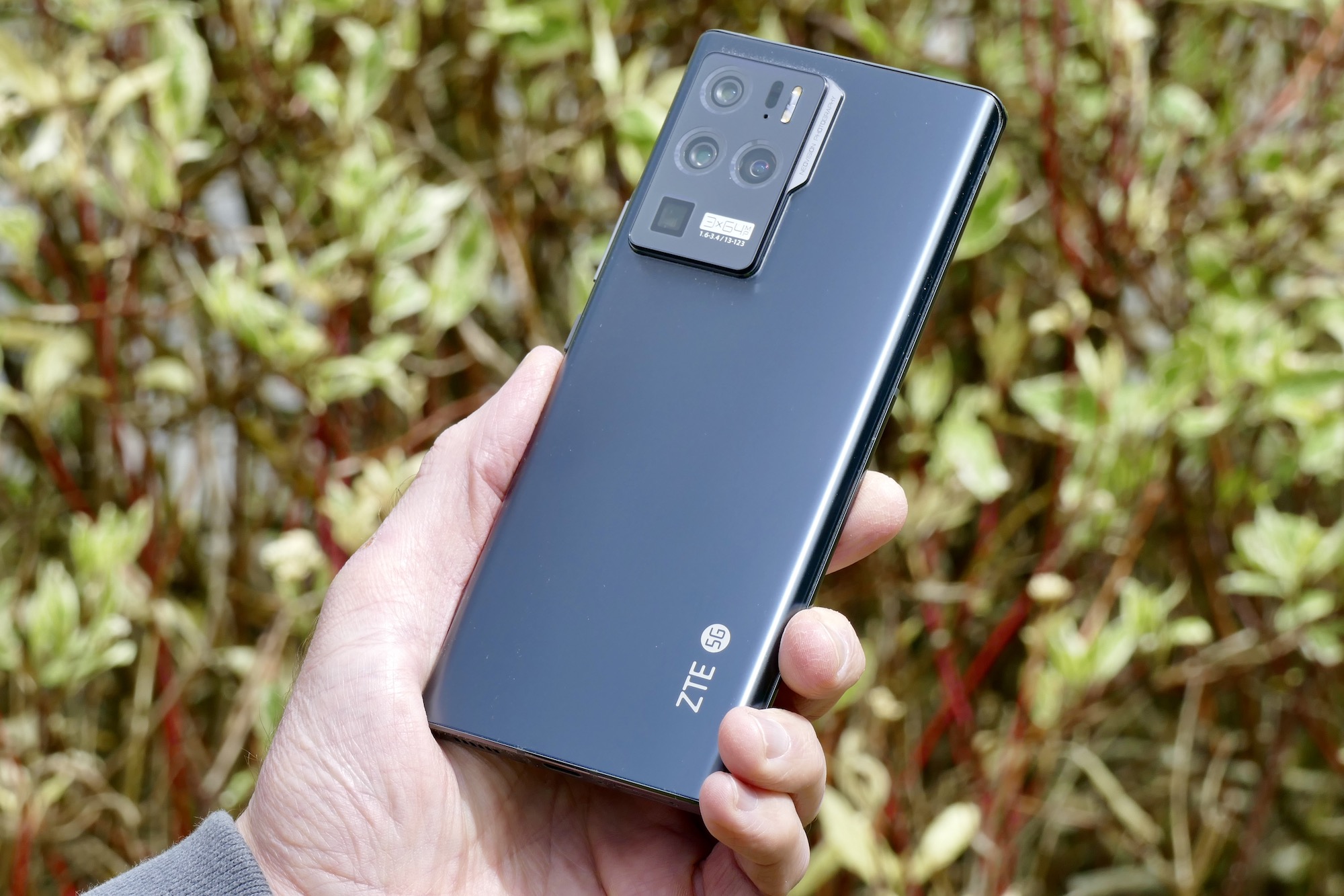 ZTE Axon 30 Ultra 5G Review: An Unexpected Surprise | Digital Trends