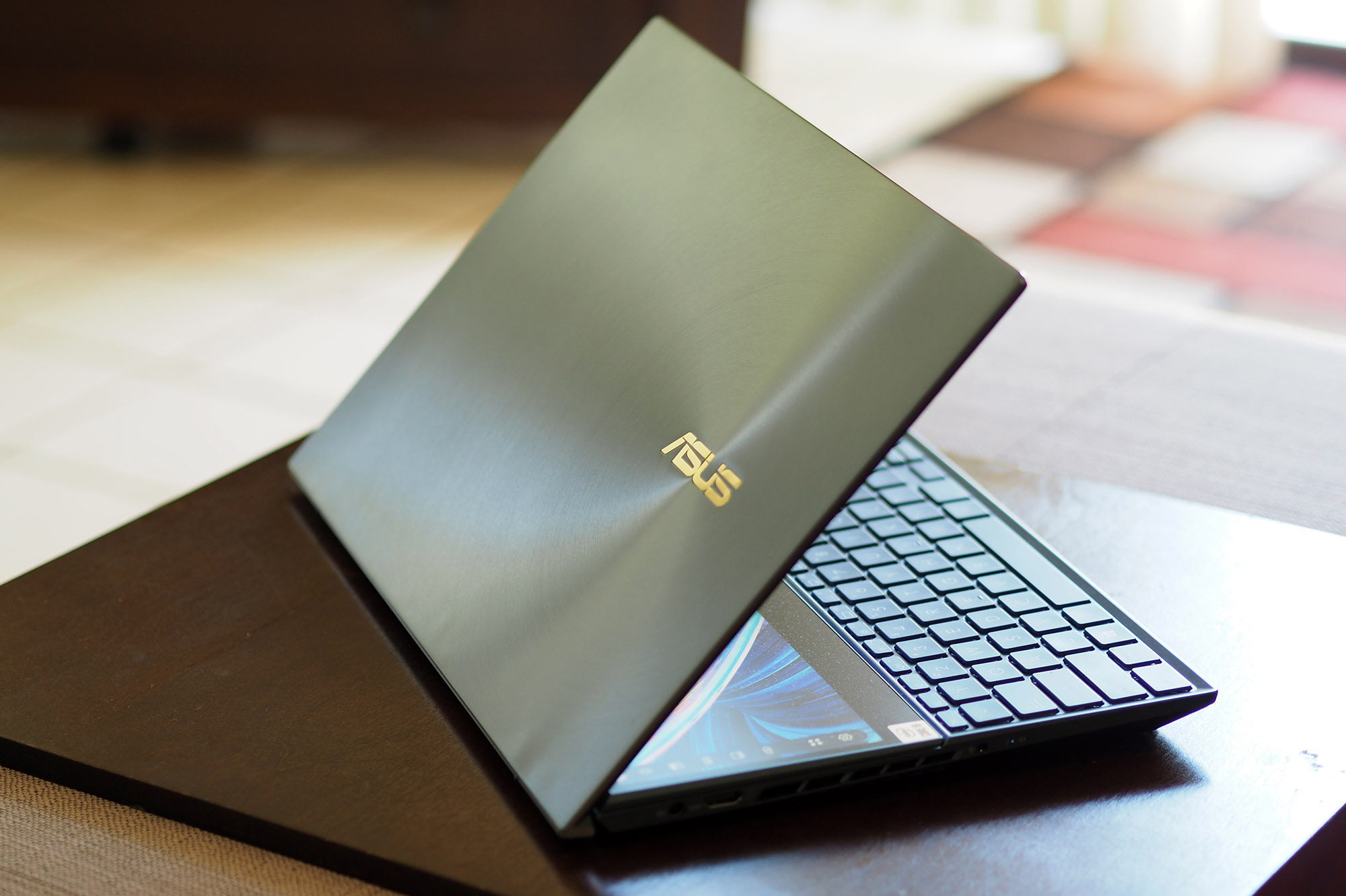 Asus Zenbook Pro Duo 15 OLED UX582 review: A $3,000 laptop like no other